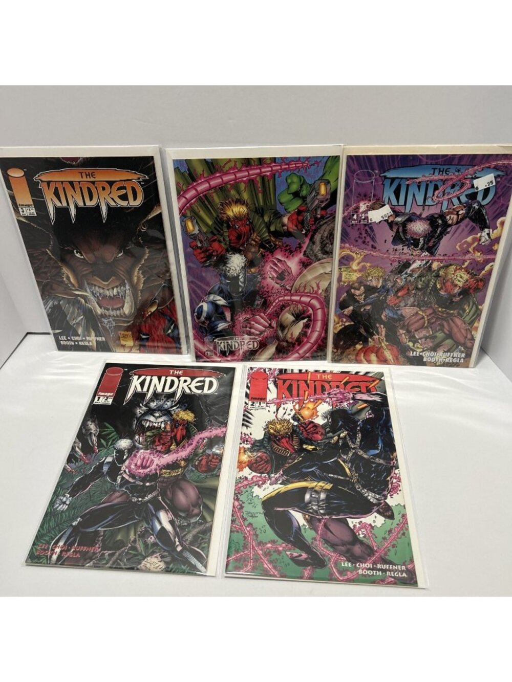 Comic Book Lot Image The Kindred #1-4 (two copies #3) High Grade Lee,Choi
